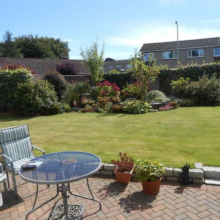 Rose Villa Bed And Breakfast Forfar Exteriör bild