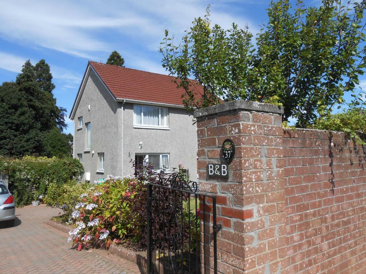 Rose Villa Bed And Breakfast Forfar Exteriör bild