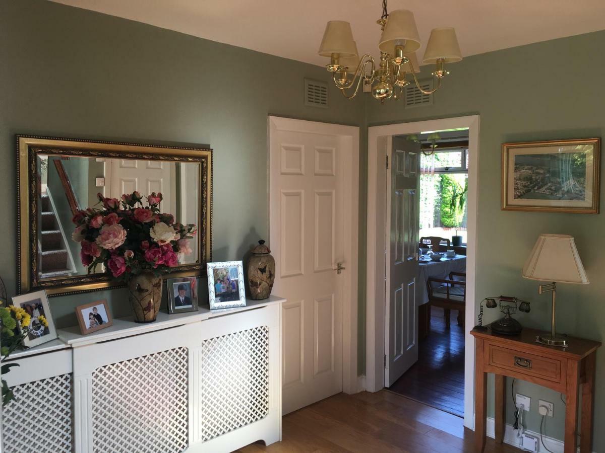 Rose Villa Bed And Breakfast Forfar Exteriör bild