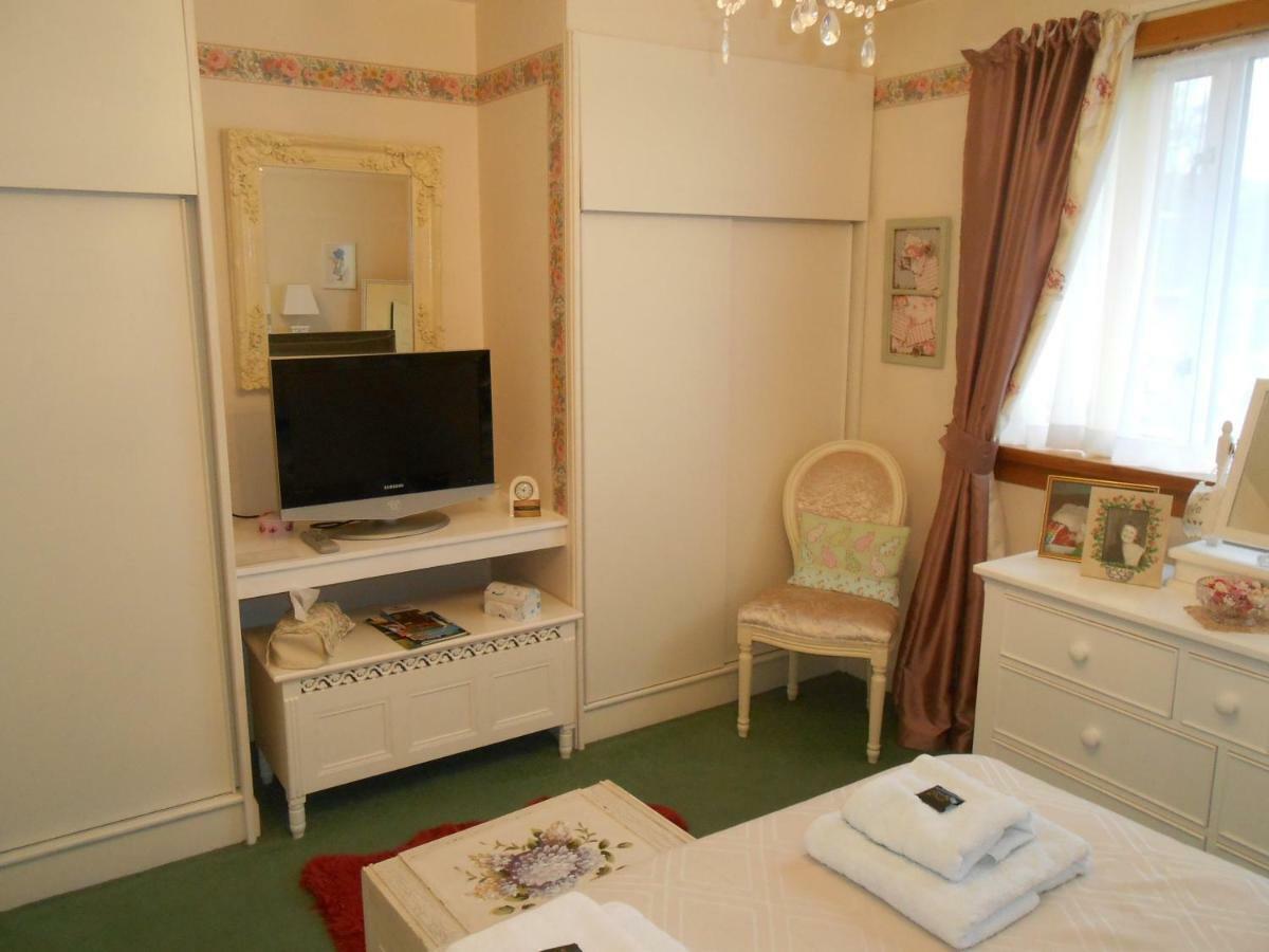 Rose Villa Bed And Breakfast Forfar Exteriör bild